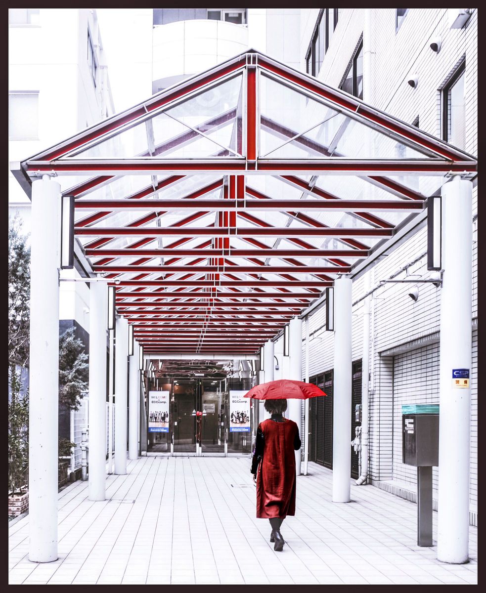 RED ENTRANCE | GANREF