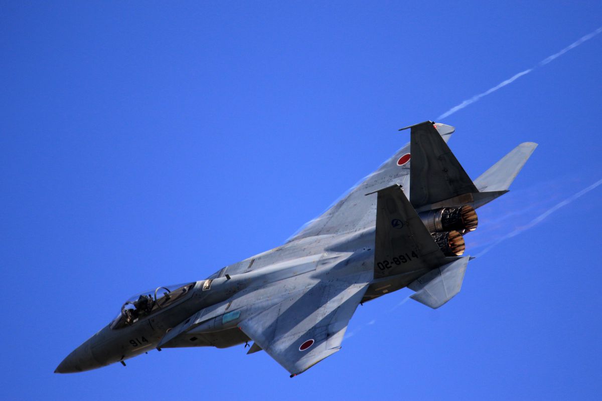 F-15 | GANREF
