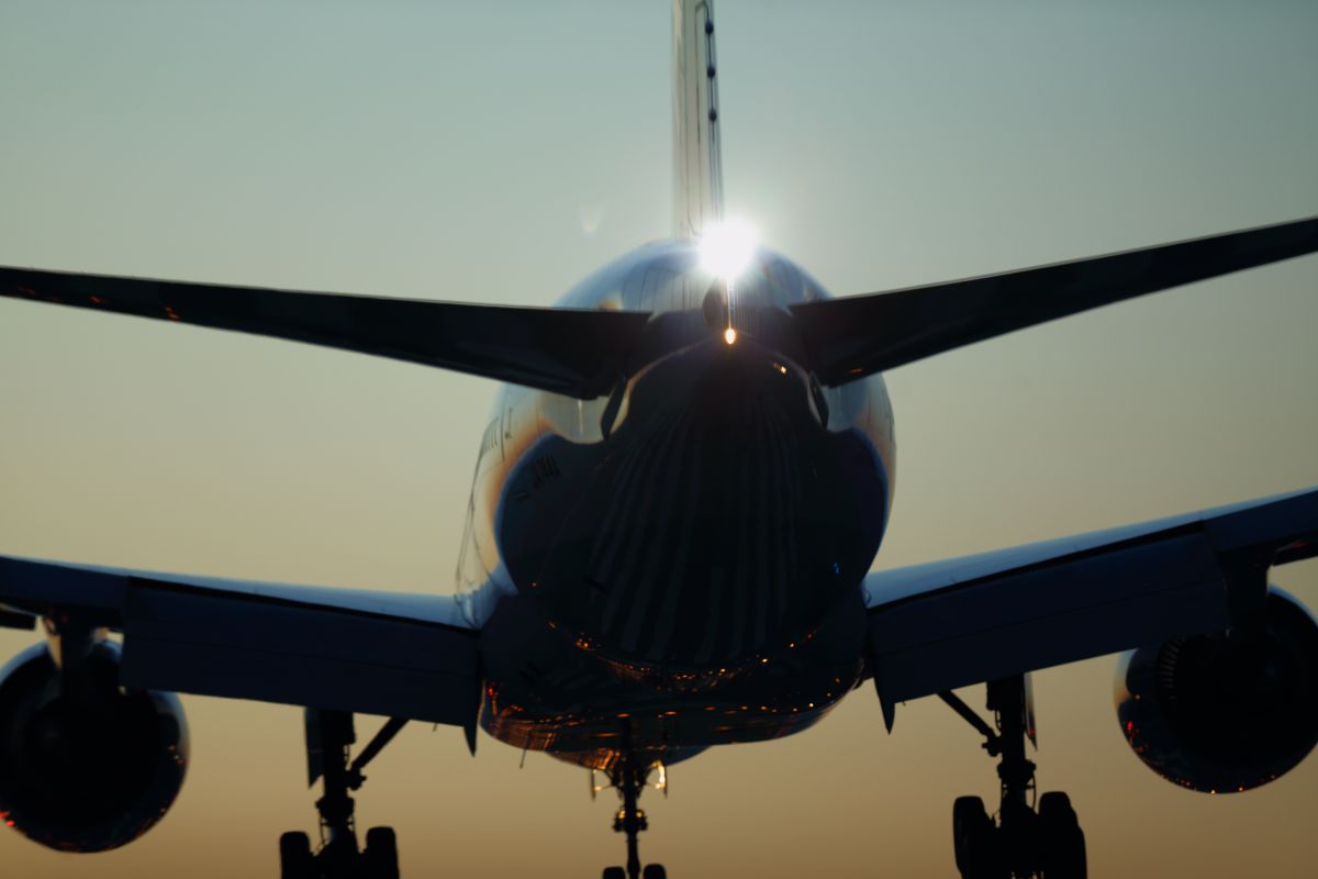 Sunset Landing | GANREF