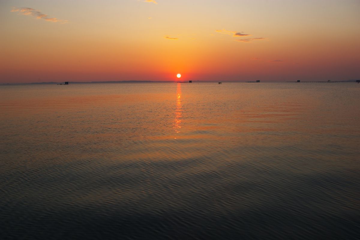 霞ヶ浦～水面に映る夕日.jpg | GANREF