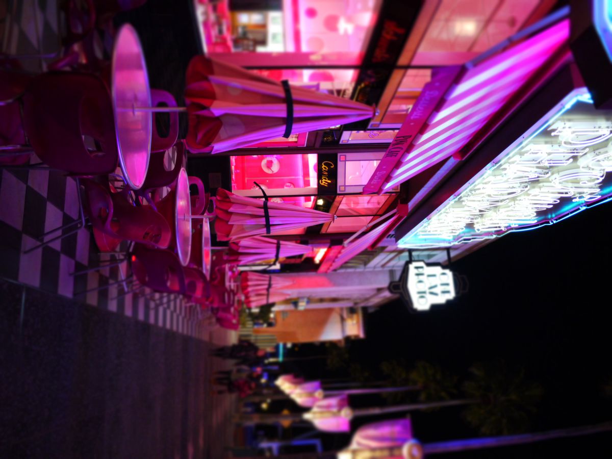 pink pink pink | GANREF