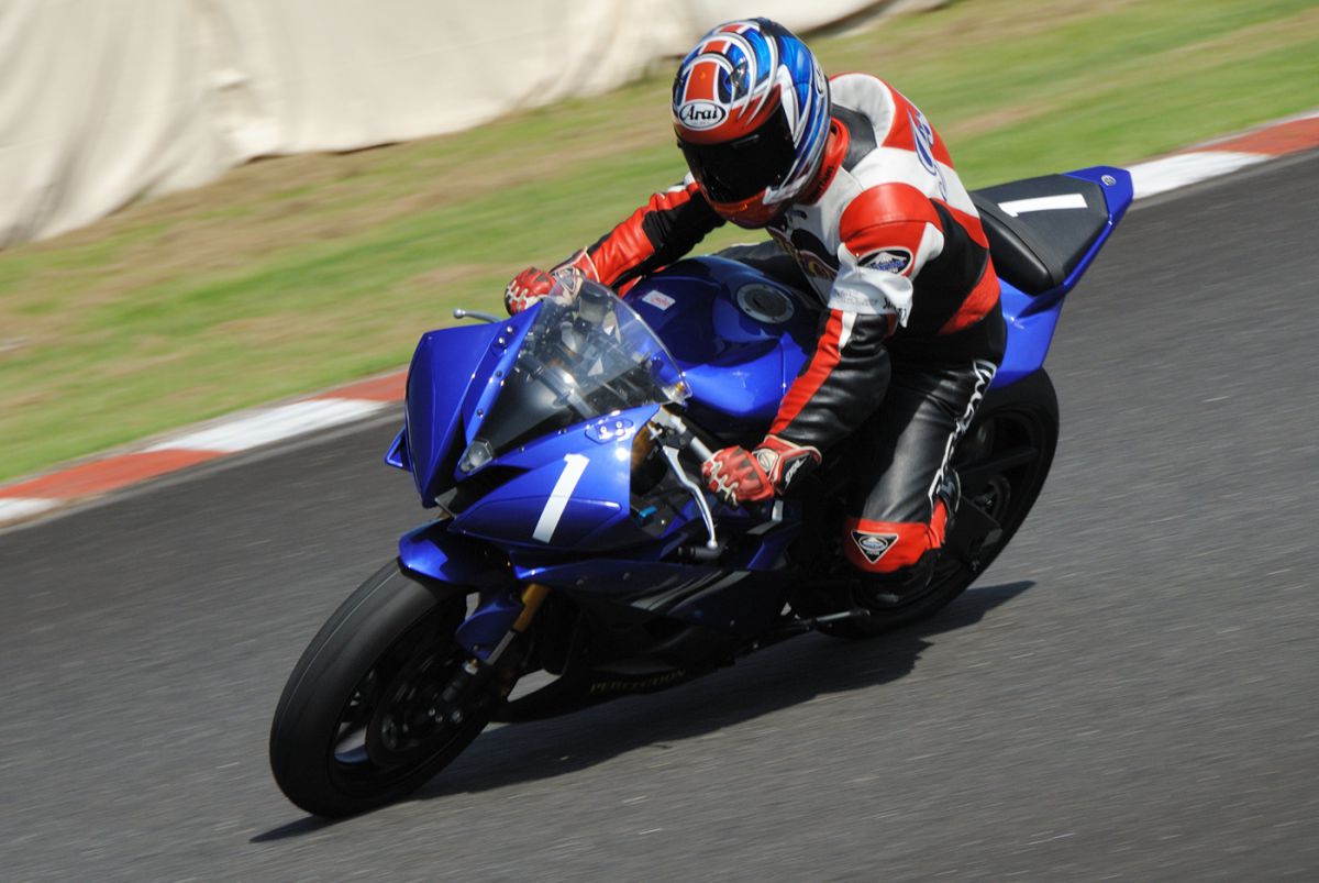 YAMAHA YZF-R6 | GANREF