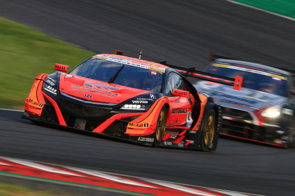 鈴鹿1000km終盤 GANREF