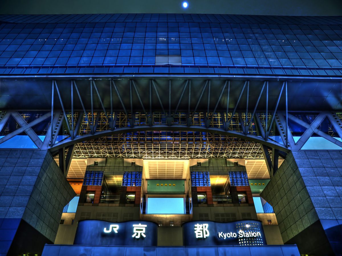 京都駅 夜