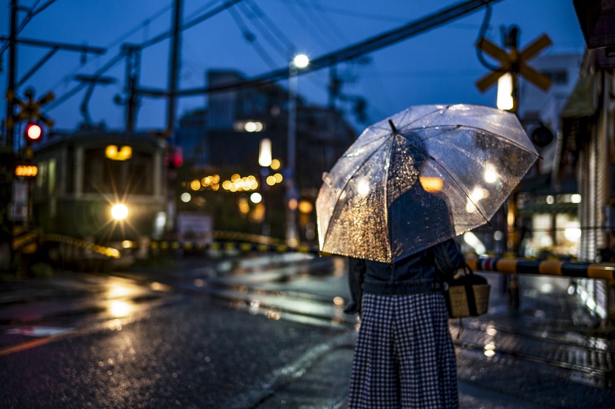 灯籠   時雨 雨夜行 | GANREF