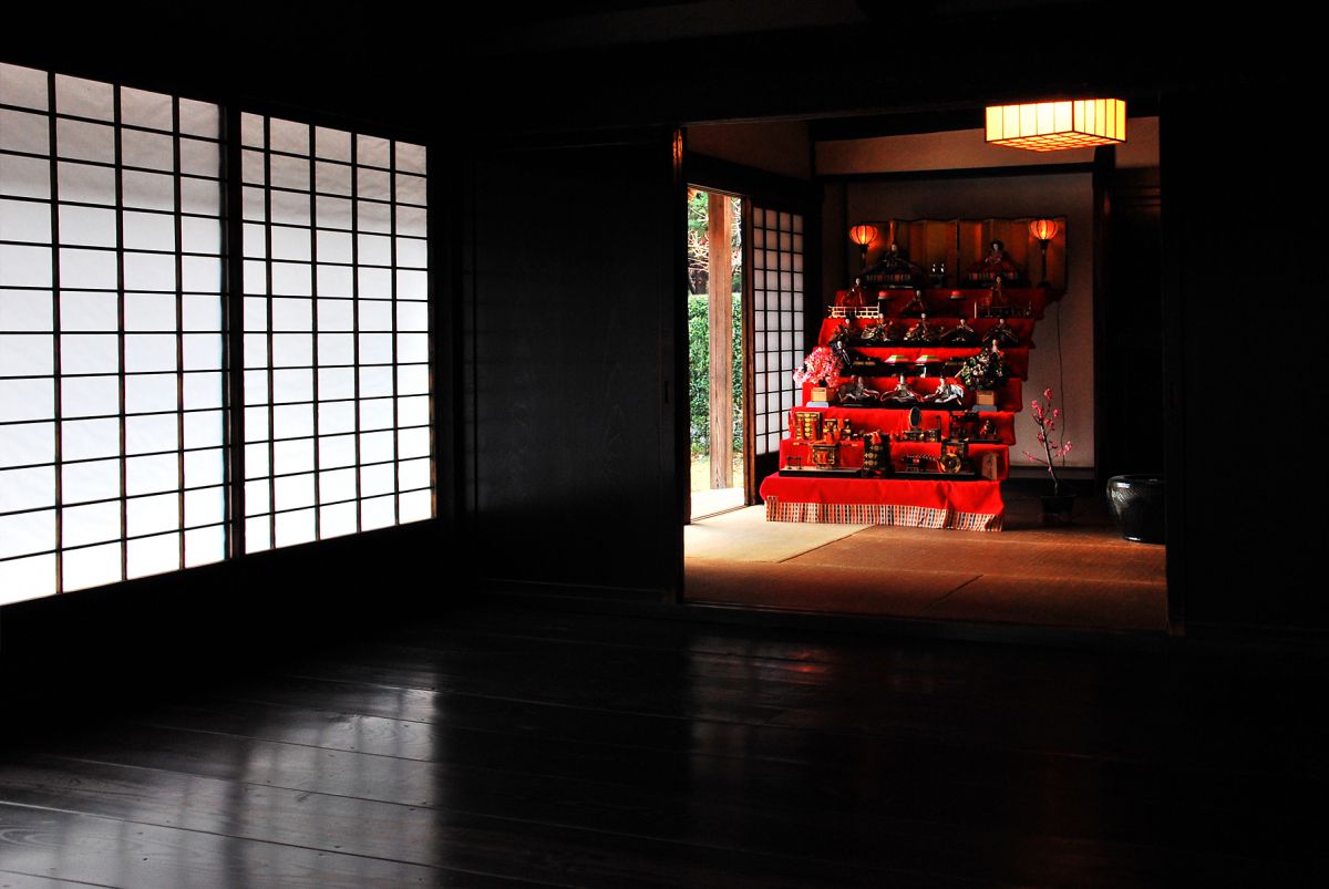 漆黒空間の光彩 | GANREF