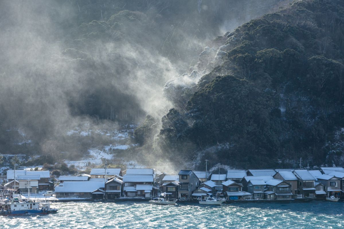 伊根の舟屋冬景色 | GANREF