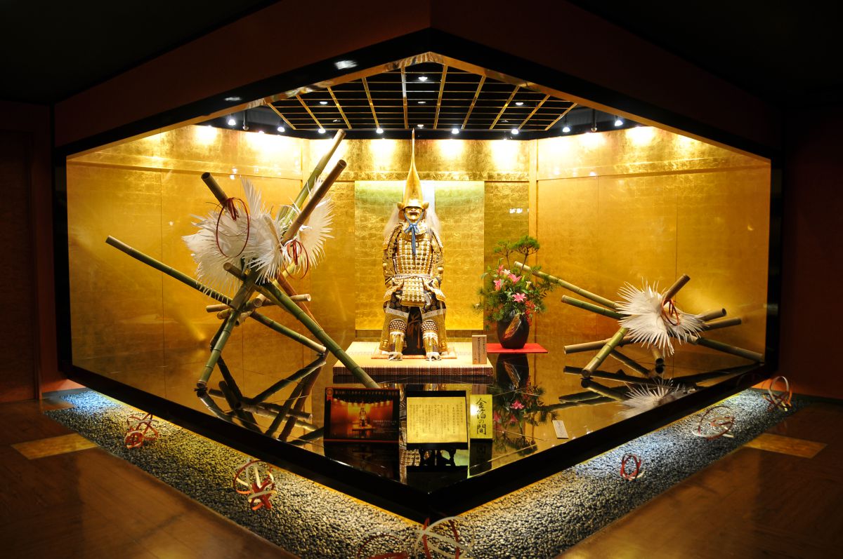 金沢純金箔 前田家家紋 スタンド 金沢純金箔 前田家家紋 スタンド