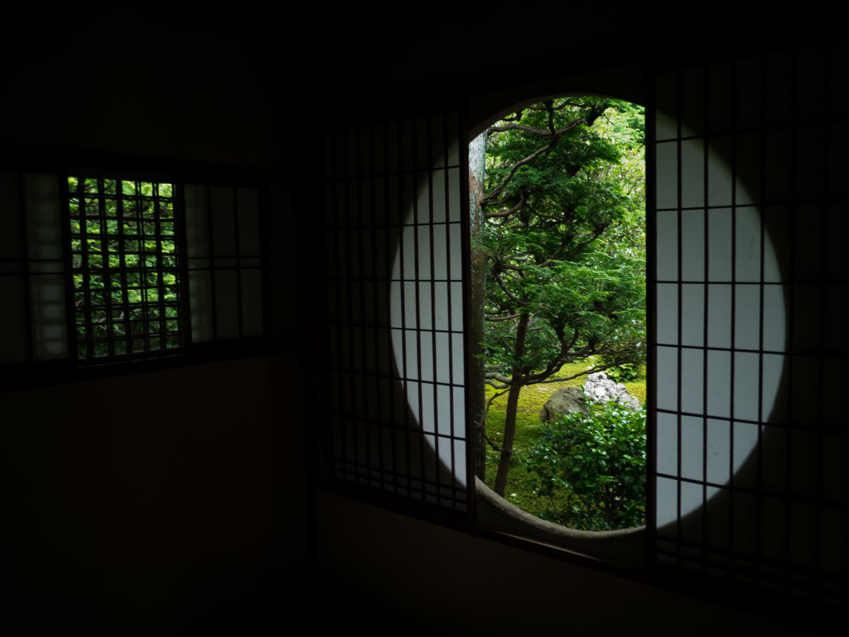 茶室にある二つの窓 Ganref