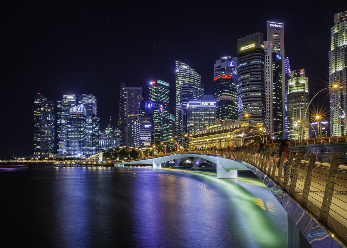 シンガポールの夜 GANREF