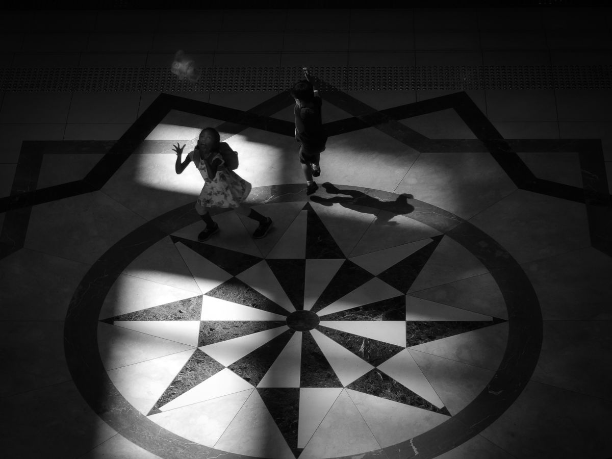 Circle game | GANREF