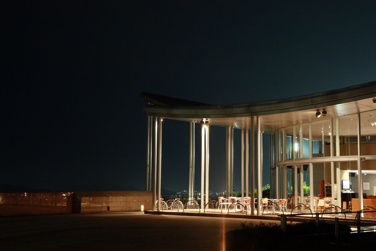 night cafe | GANREF