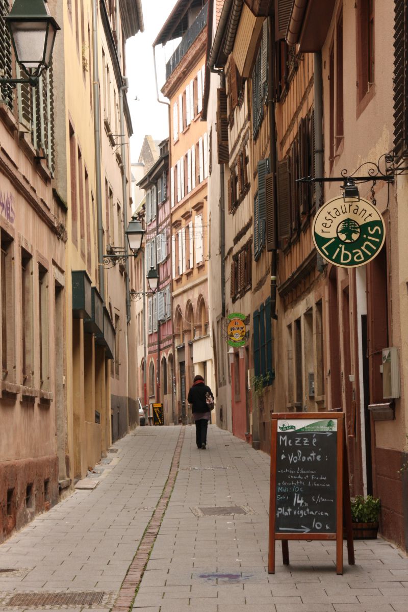 アルザスの路地裏 GANREF