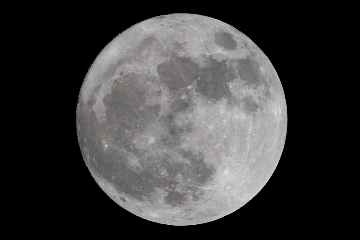 Super Full Moon | GANREF