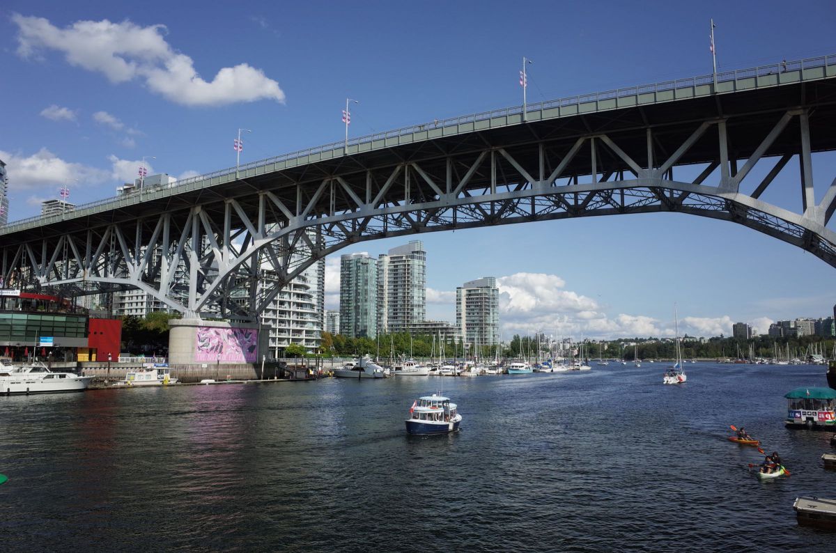 グランビル・ストリート・ブリッジ GANREF