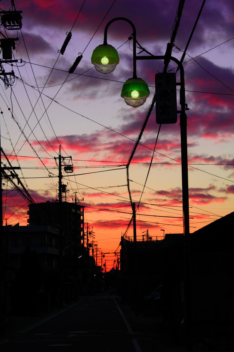 夜明けの街 | GANREF