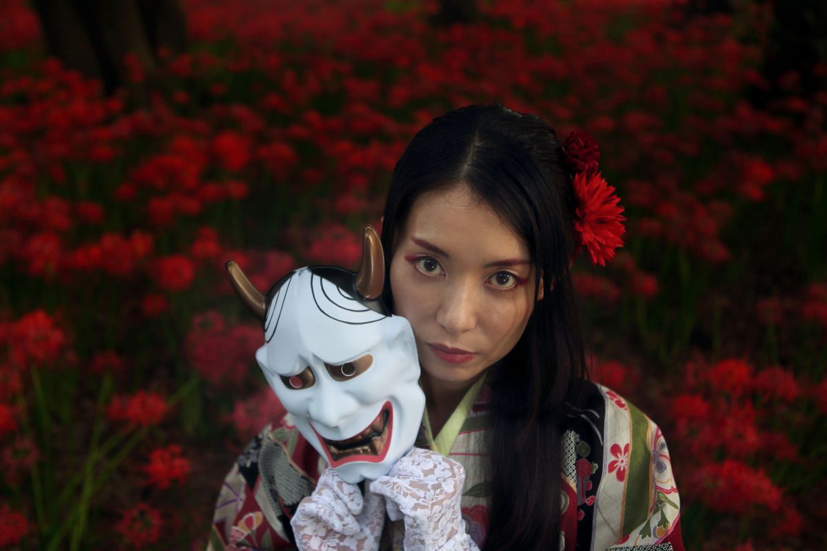 妖女 | GANREF