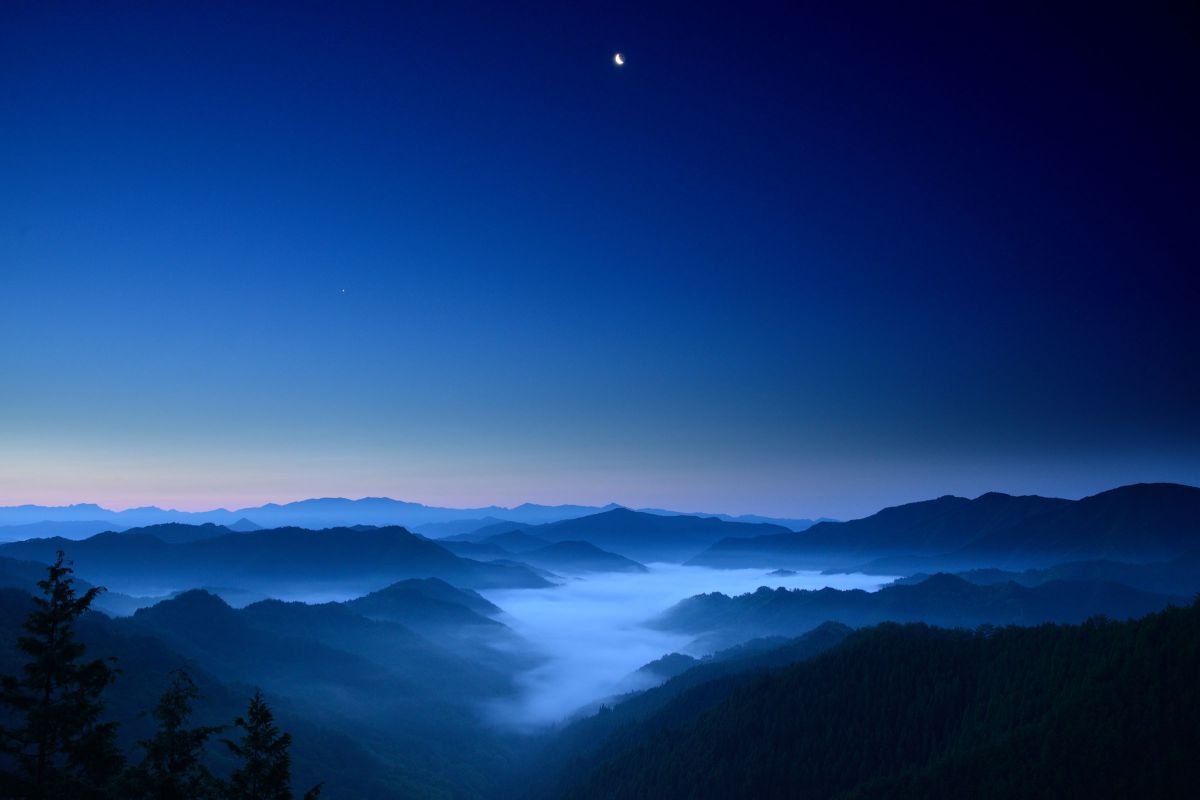 夜明けを待つ瞬間(とき) GANREF 夜明けを待つ瞬間(とき) GANREF