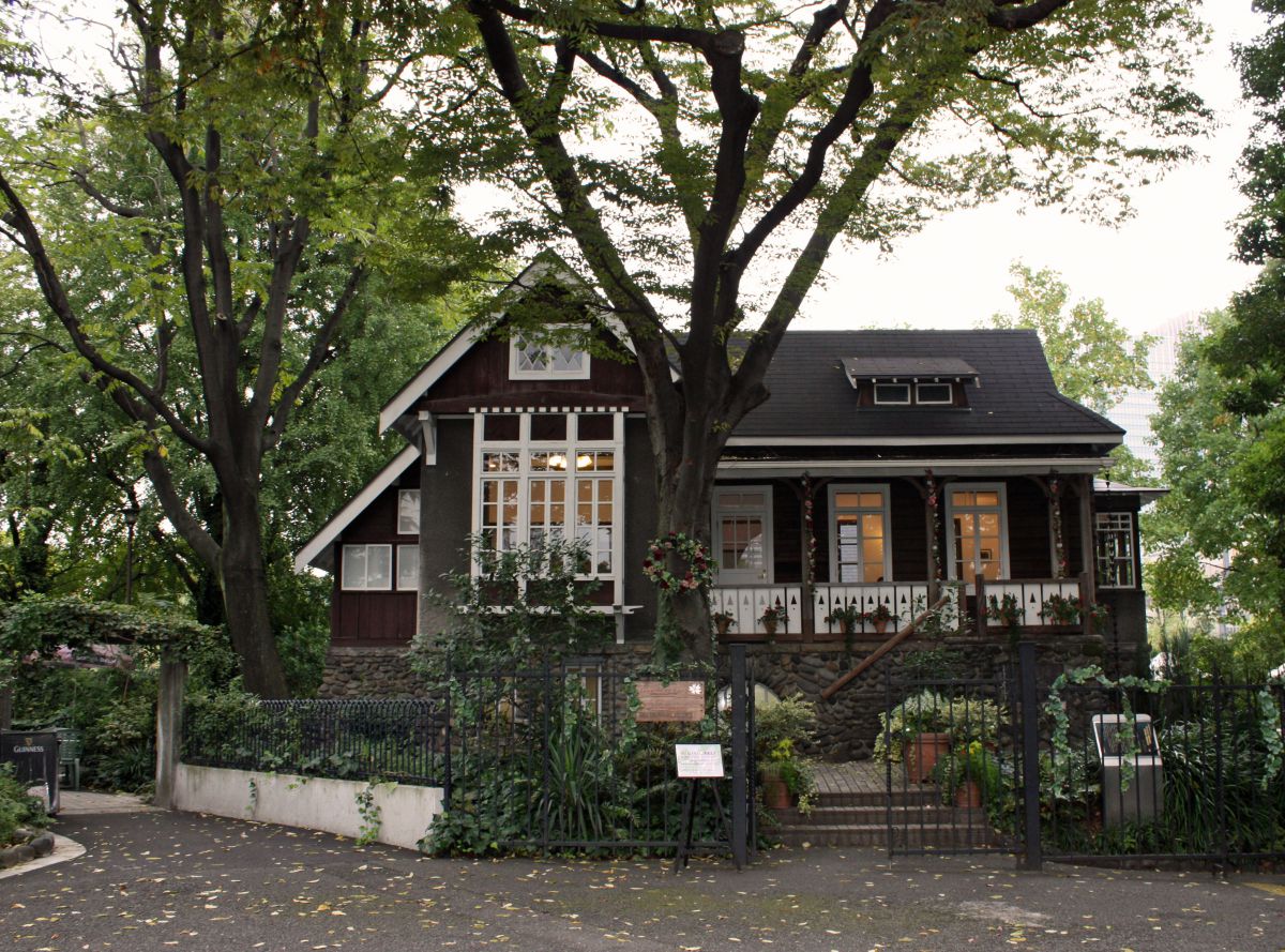 瀟洒な建物 街並み 建物 公園 Ganref