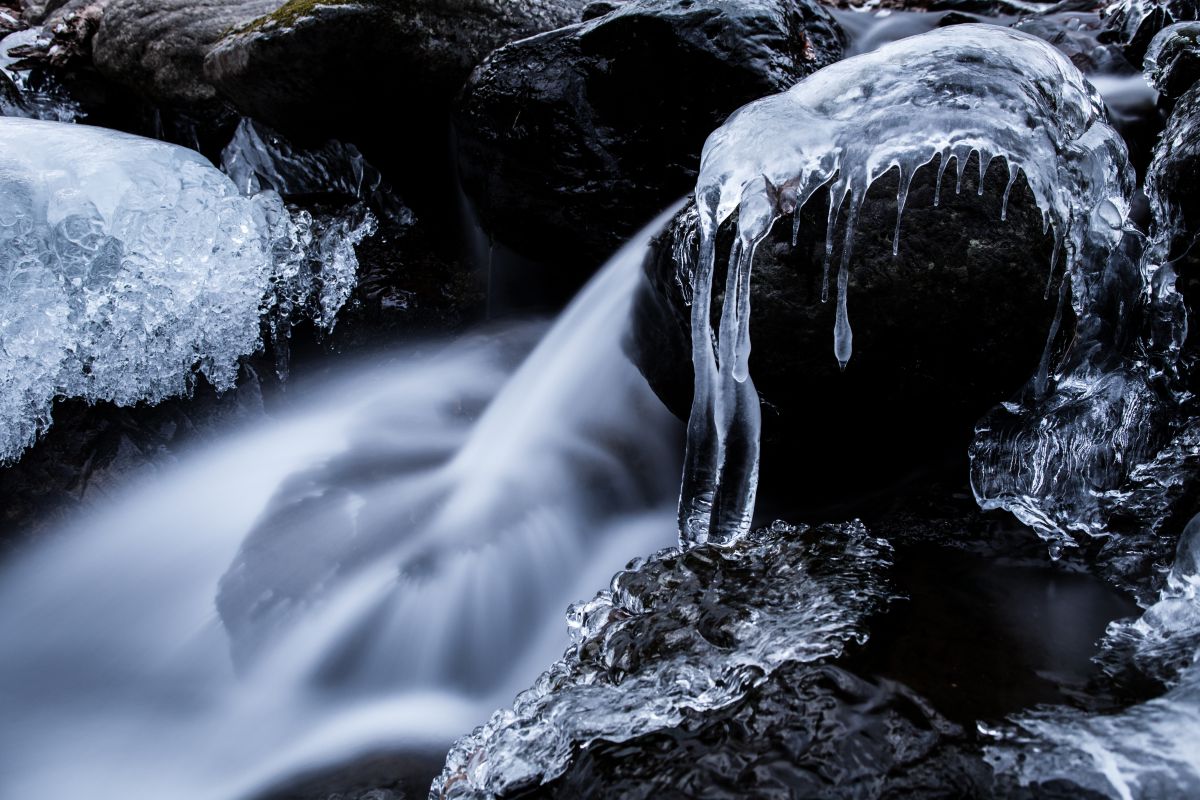 Flow such as the crystal | GANREF