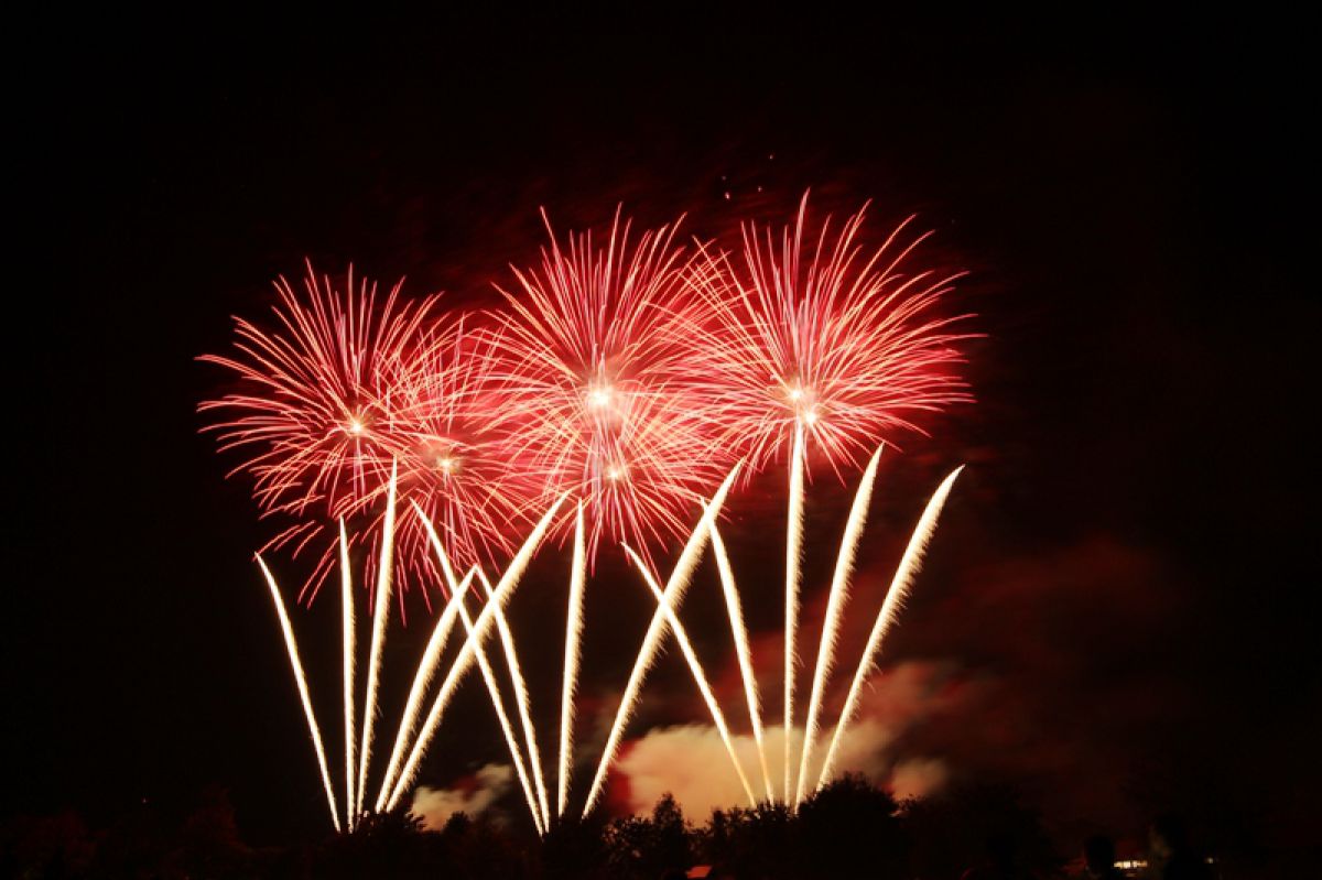 花火は冷えやすい 花火は冷えやすい 花火は冷えやすい 花火は冷えやすい Amazon.co