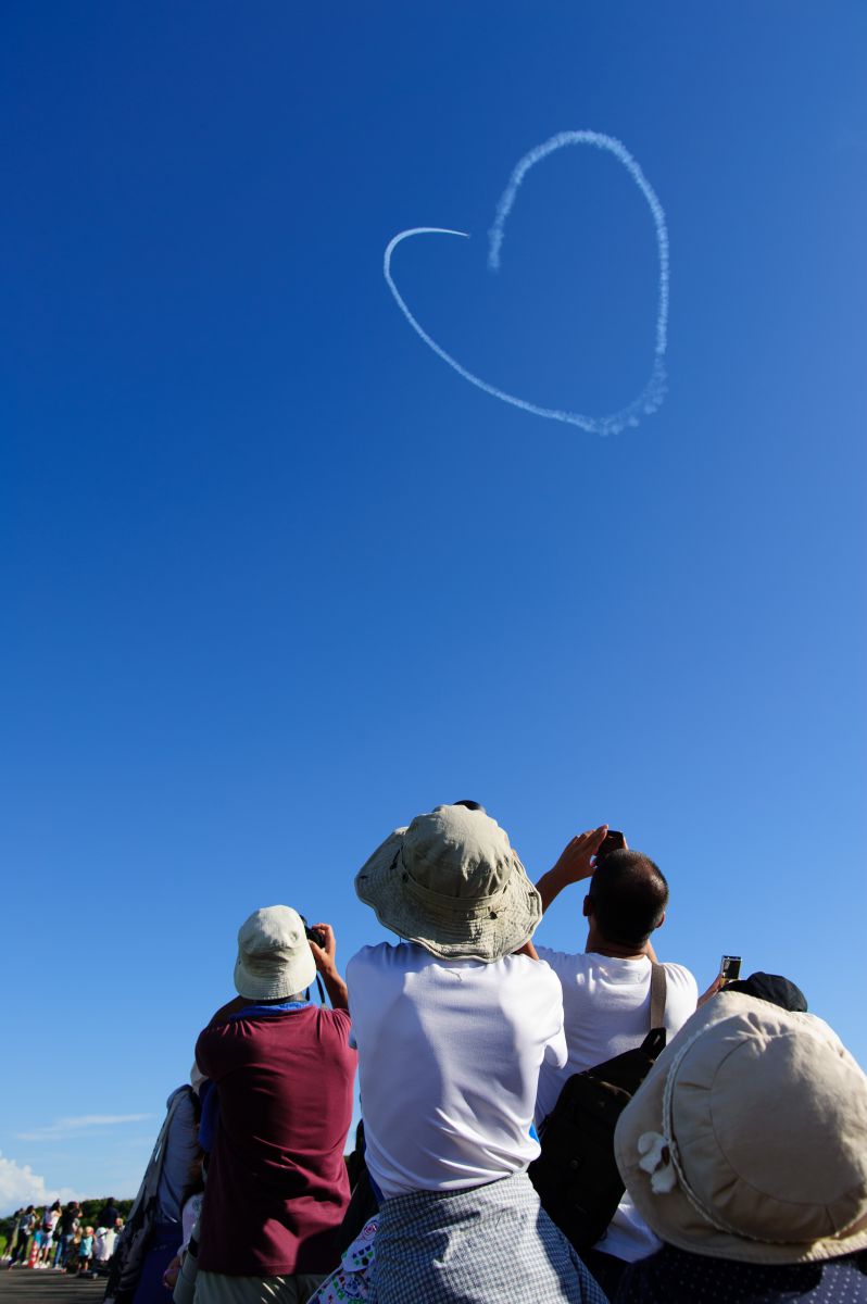 ハートの飛行機雲 Ganref