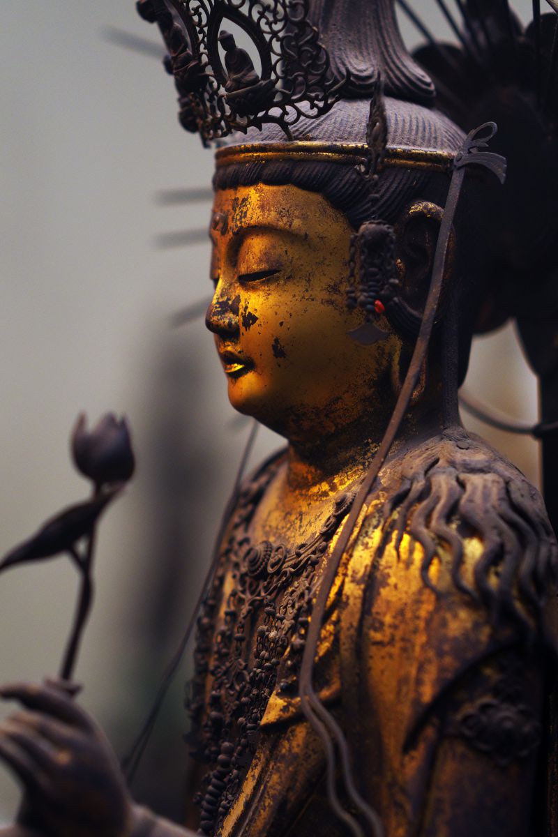 観音菩薩立像 | GANREF