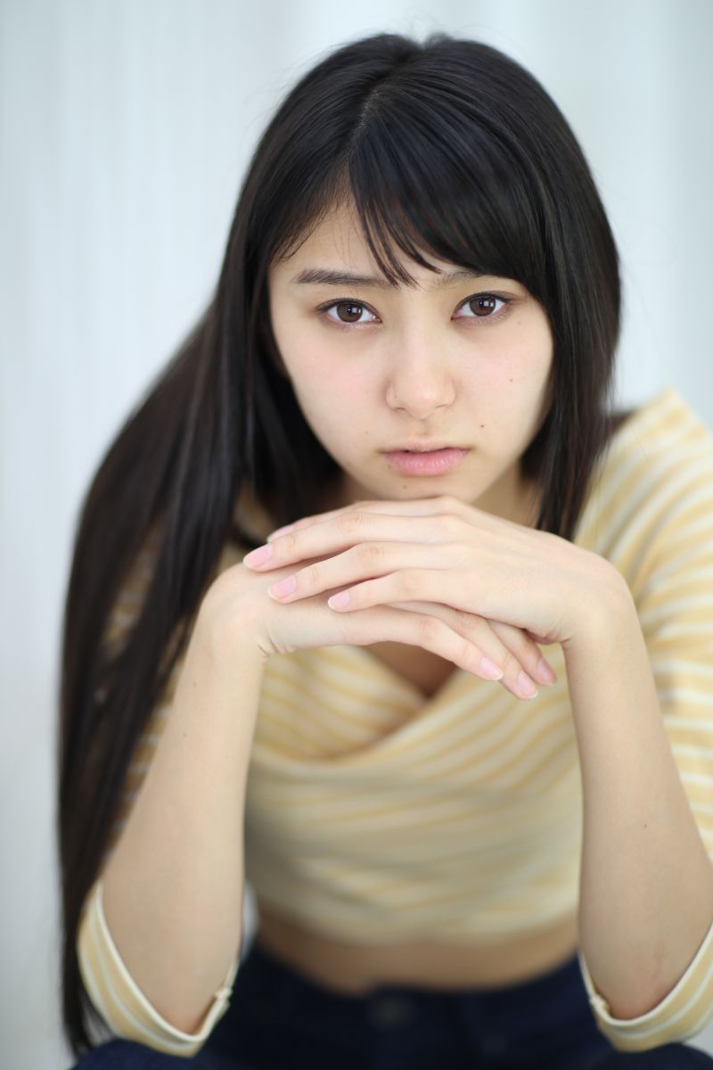 黒髪少女の素敵な視線 GANREF