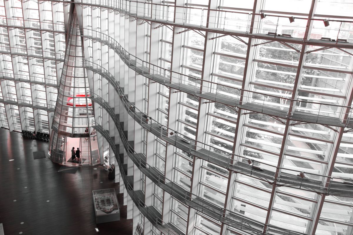 次空間への入り口 GANREF