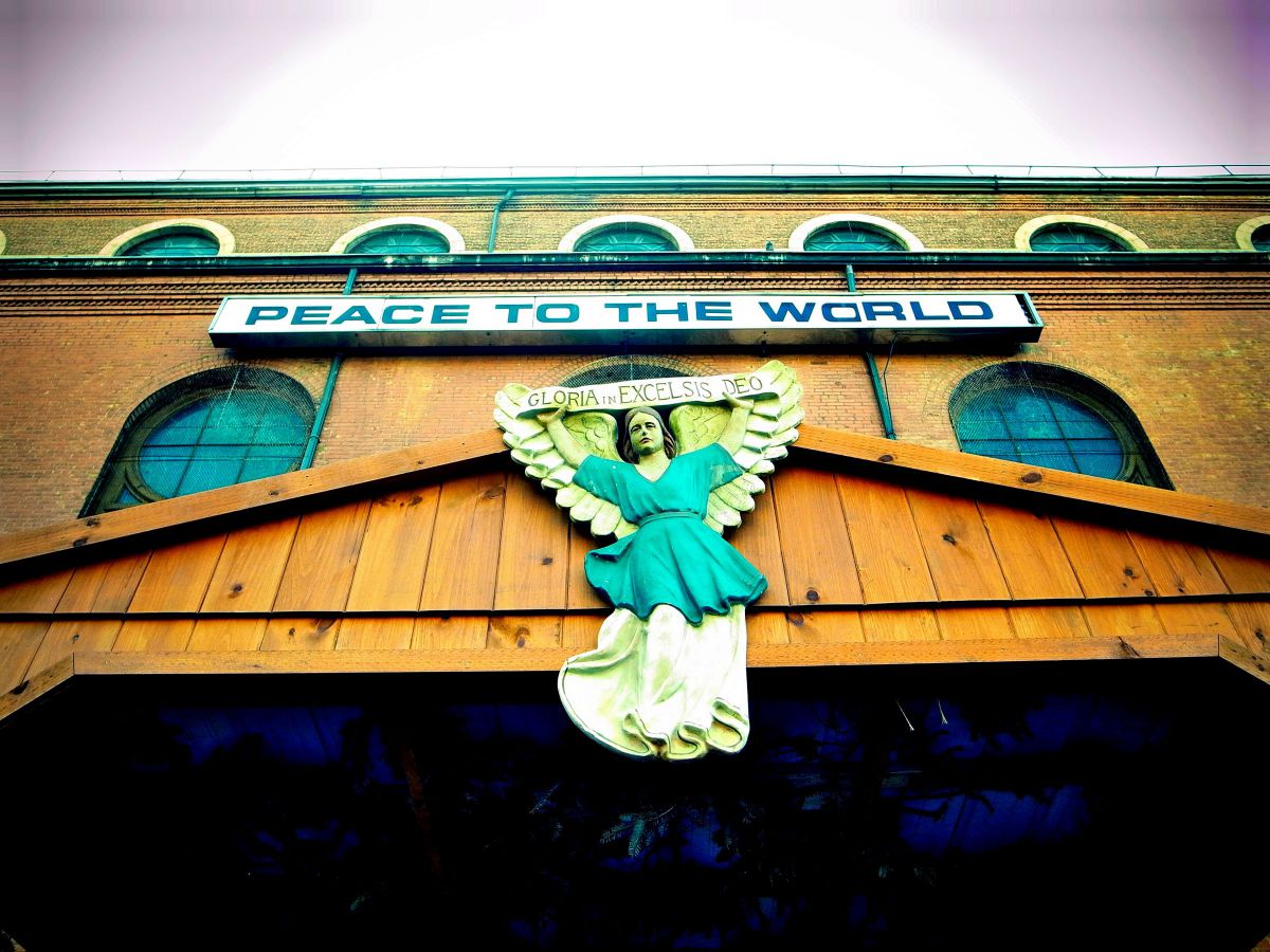 Peace To The World | GANREF