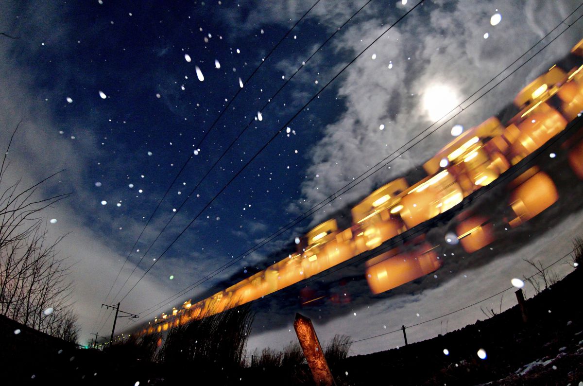 カシオペア紀行－満月を走る－ | GANREF