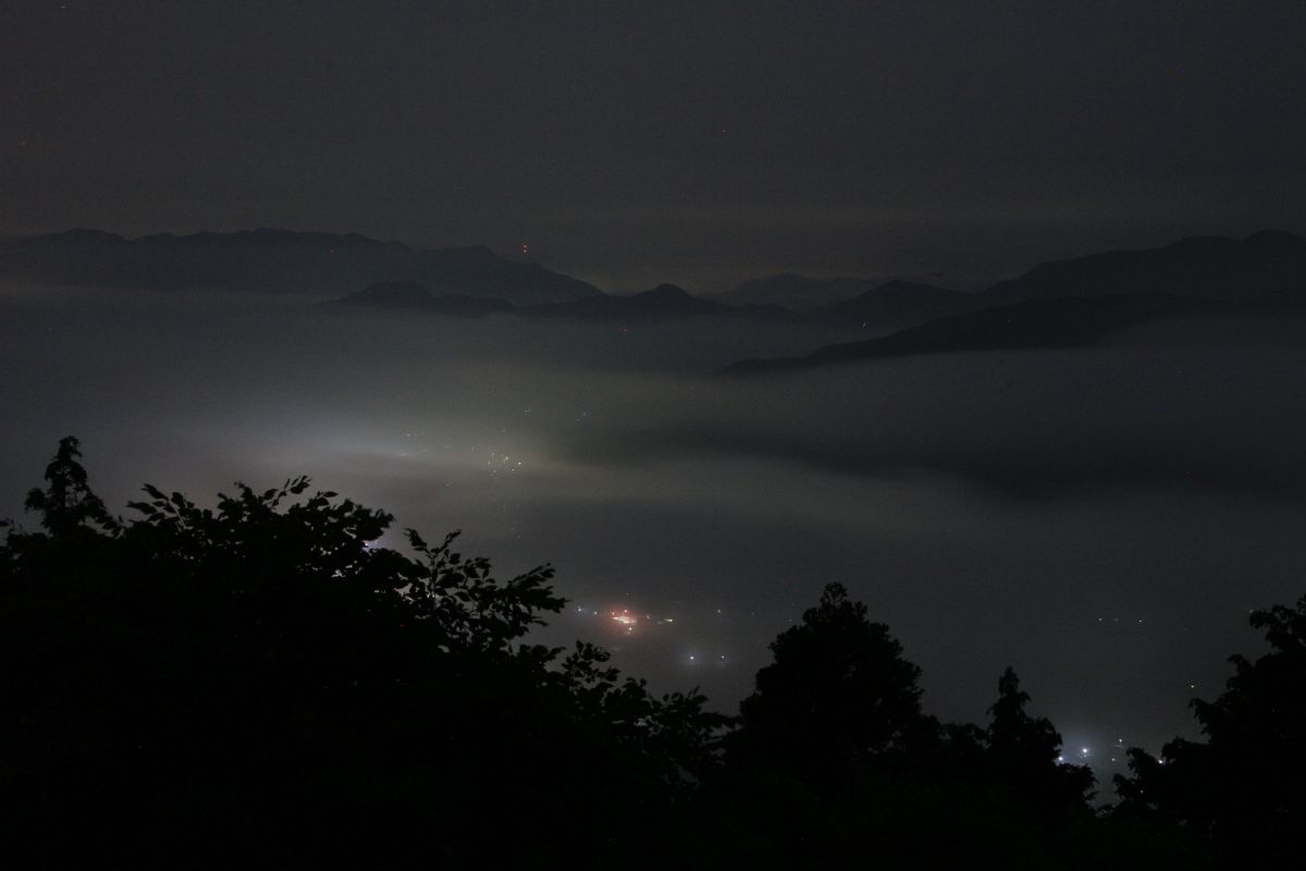 夜霧月無 | GANREF