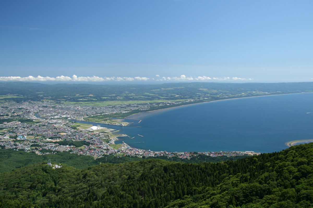 陸奥湾を眺める GANREF