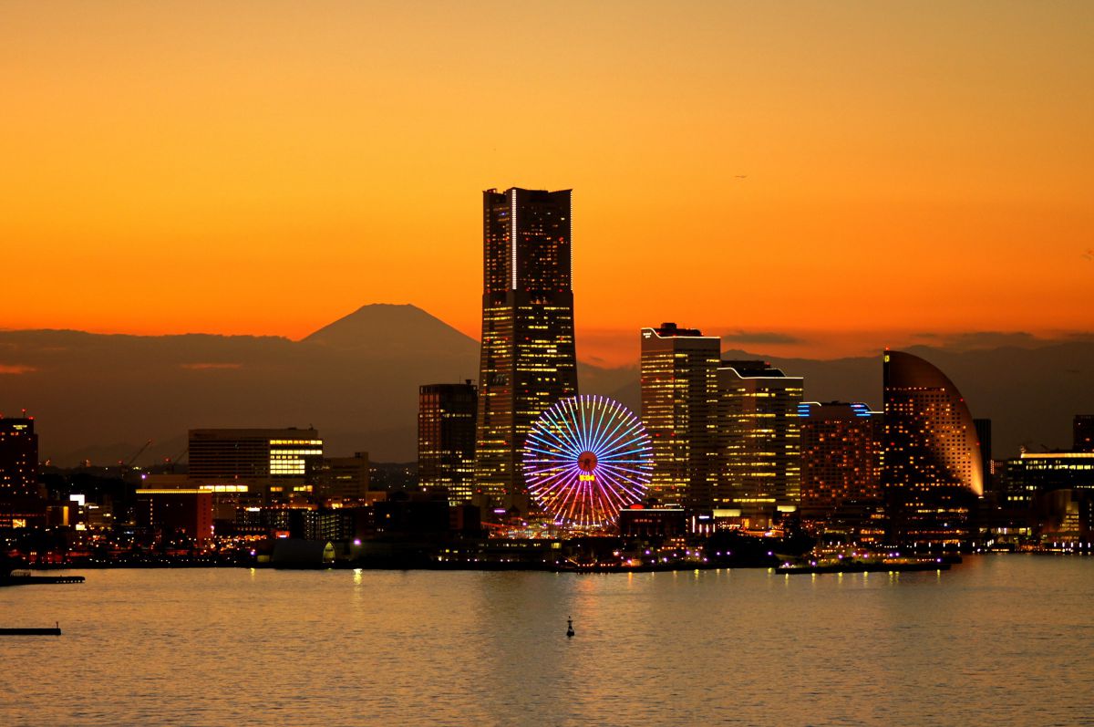 Yokohama Sunset GANREF
