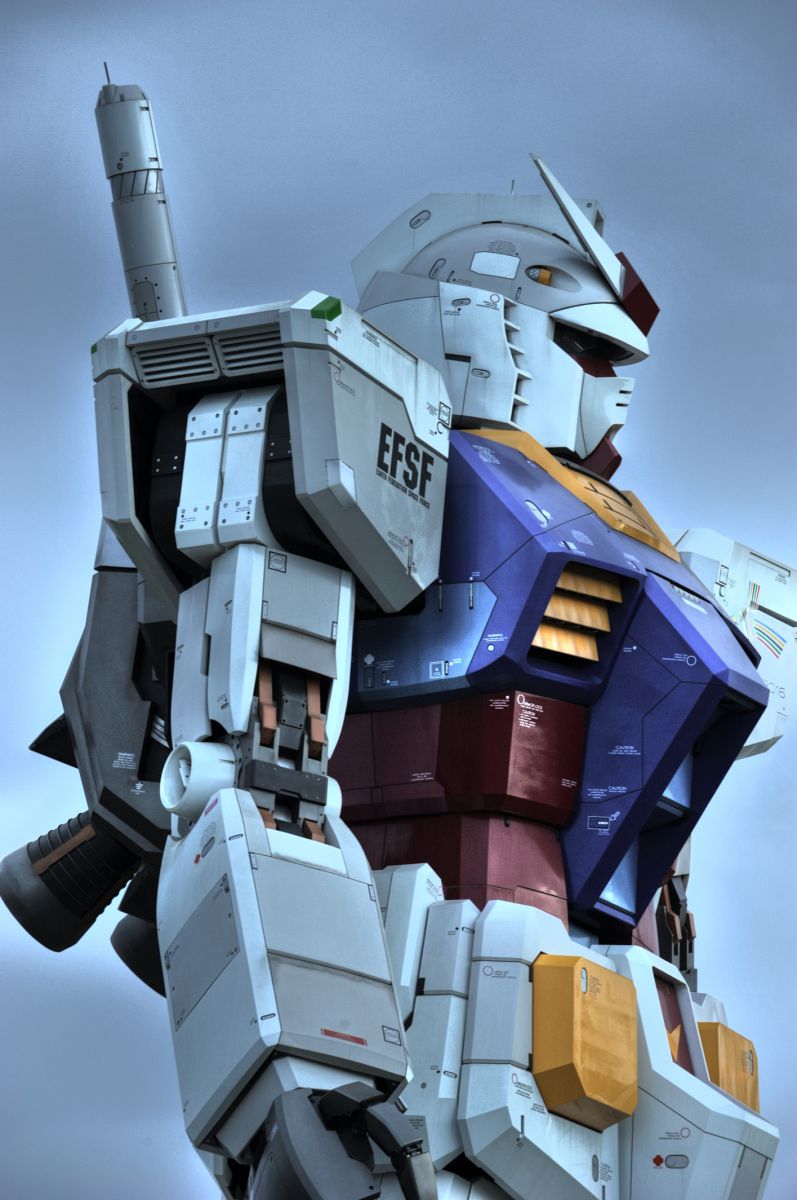 戦地へ向かう GANREF