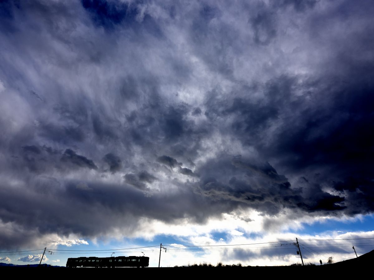 暗雲立ち込める Ganref