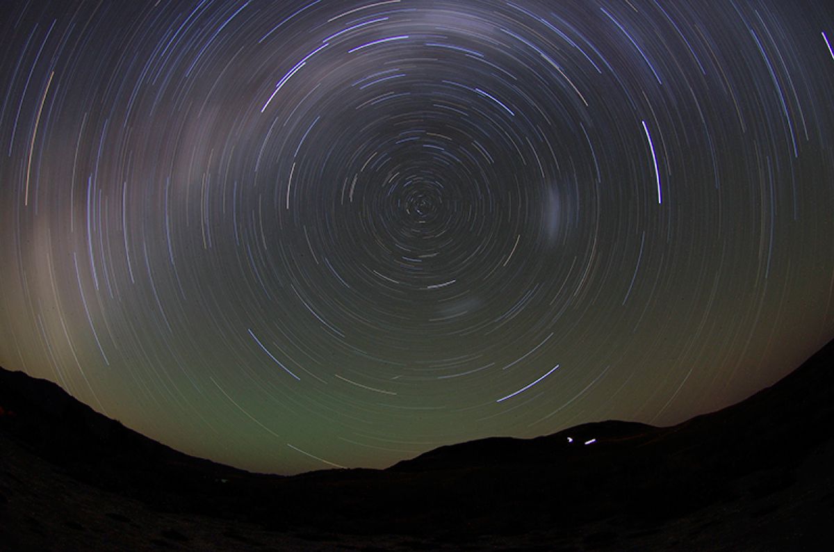 べグバル星図　北天、赤道、南天　スケール付き Amazon.co.jp: 300ピース ジグソーパズル KAGAYA 星降る夜