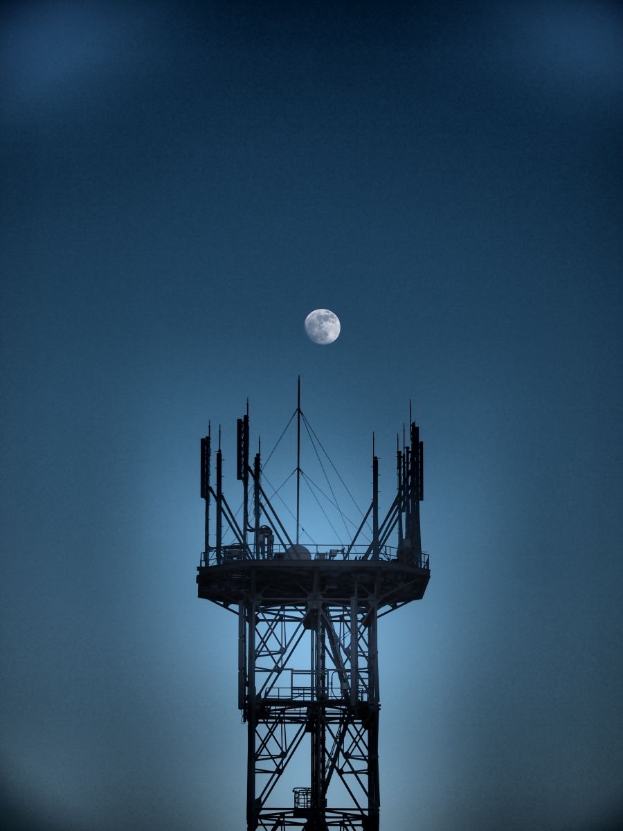 moon | GANREF