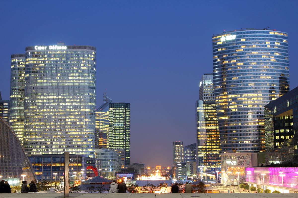 ラ・デフォンス GANREF