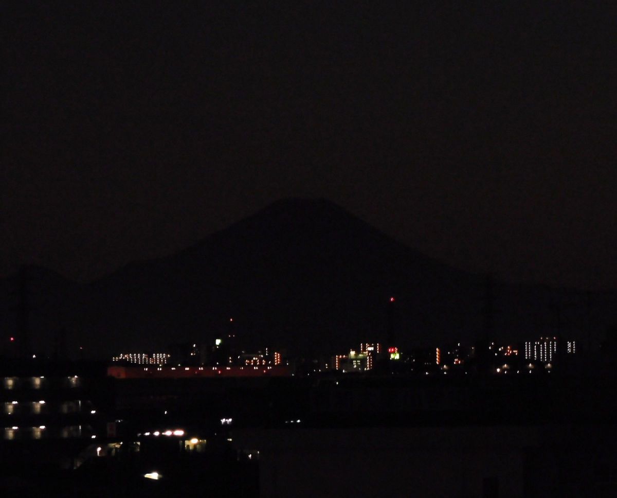 闇夜の中に GANREF