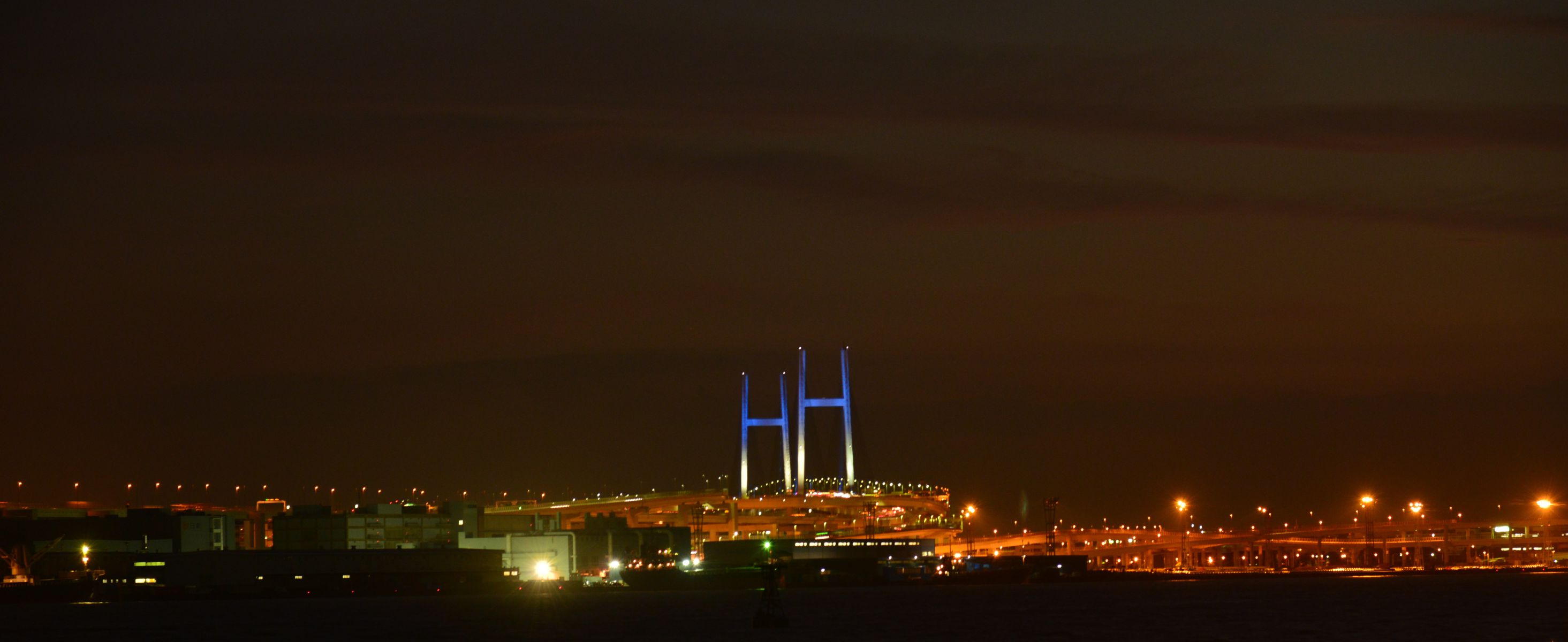 海芝浦駅からの夜景 街並み 建物 夜景 Ganref