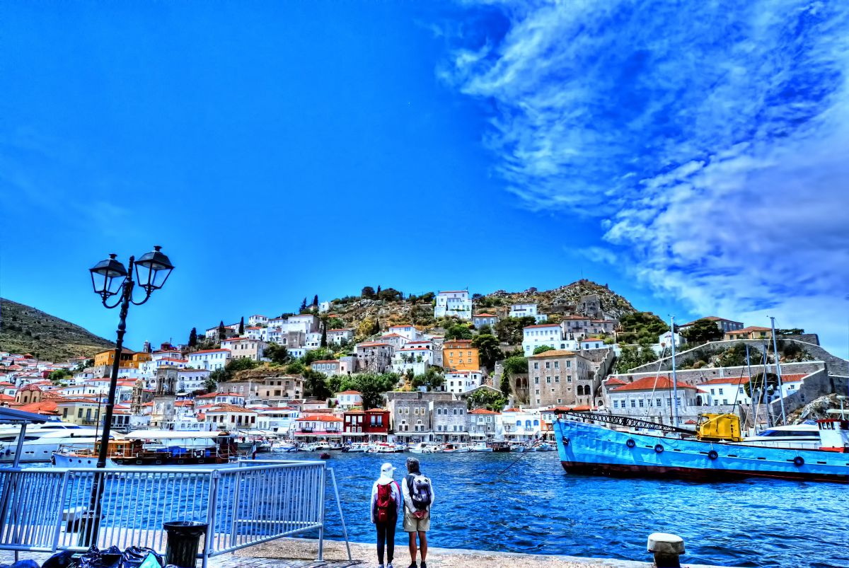 イドラ島の二人 ギリシャ エーゲ海 | GANREF