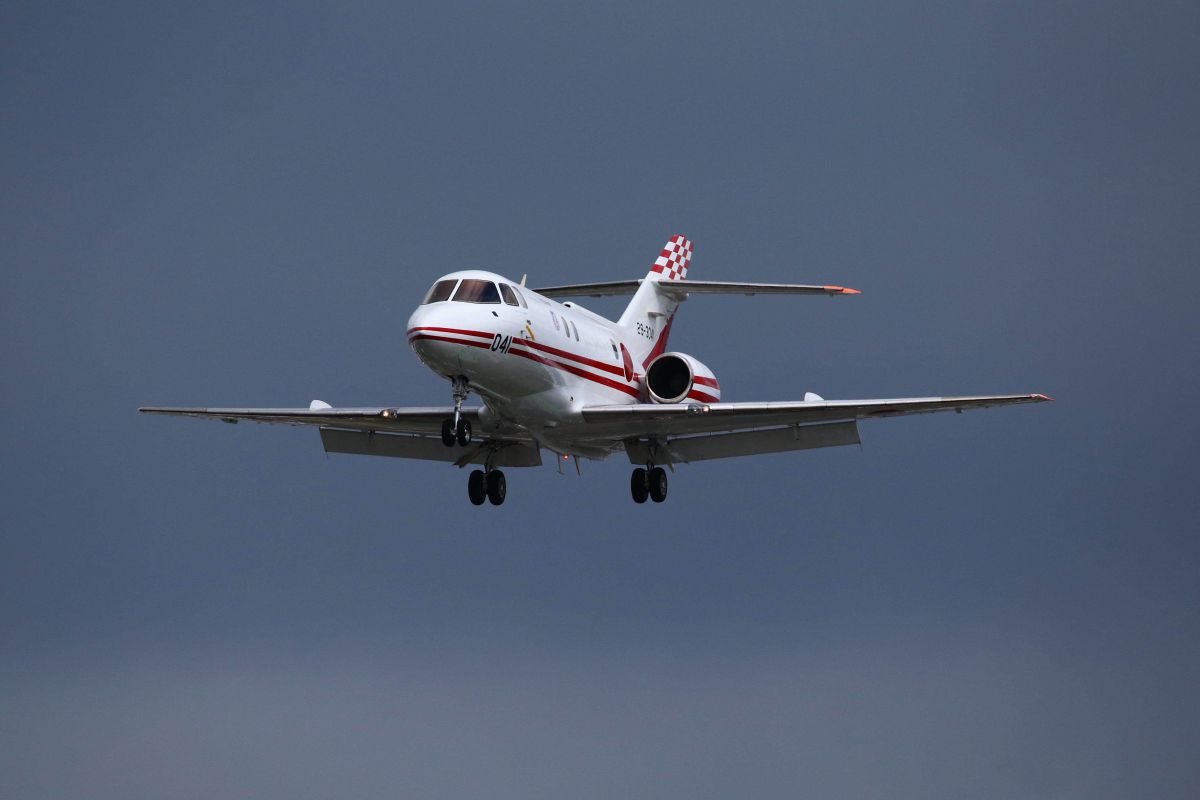 航空自衛隊U125飛行点検機 上級者向き