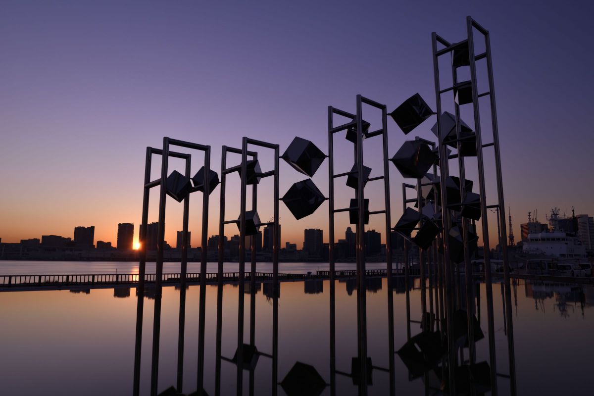 water mirror | GANREF