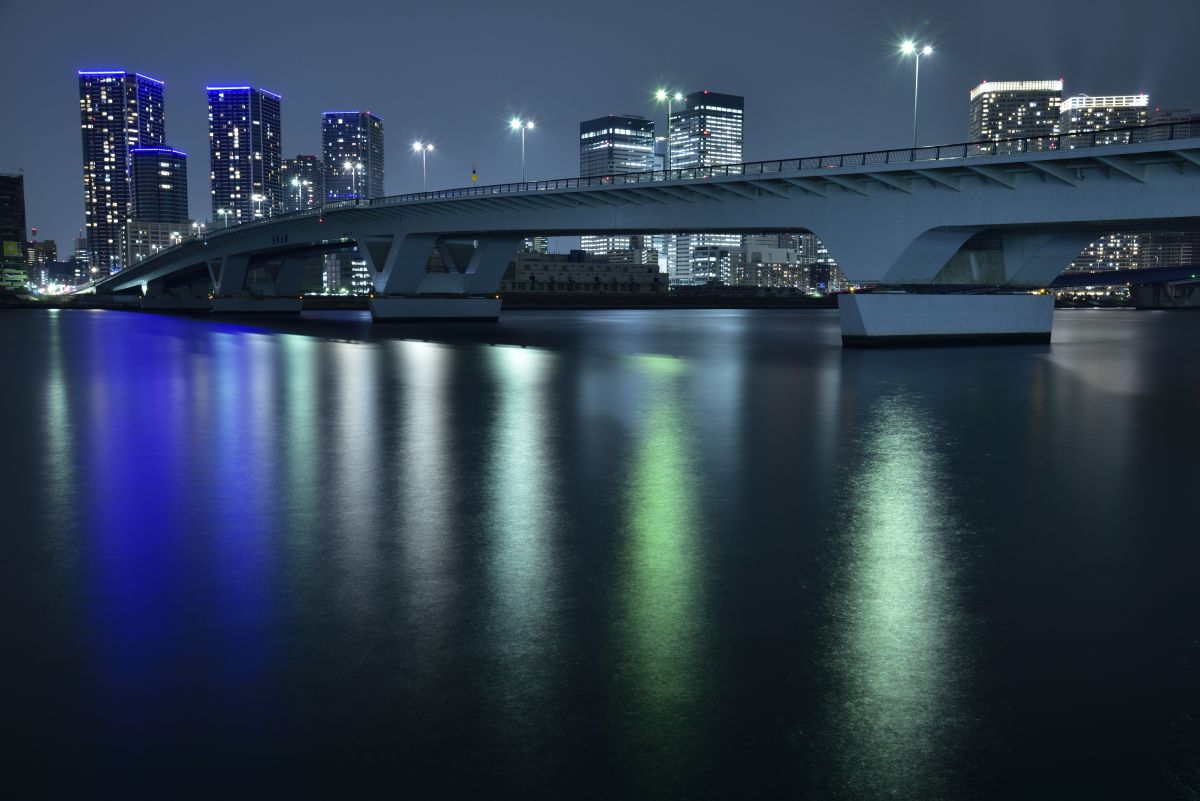 blue & green reflection | GANREF