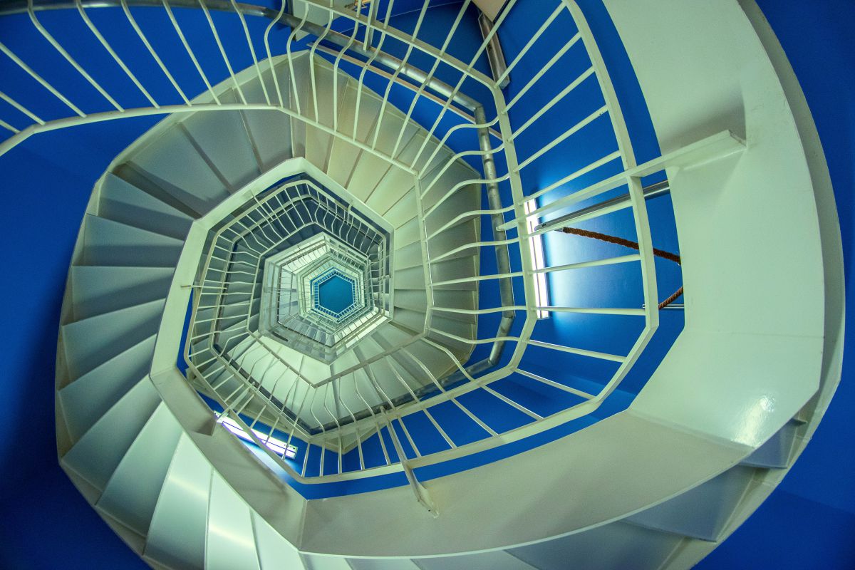 the spiral stairs | GANREF