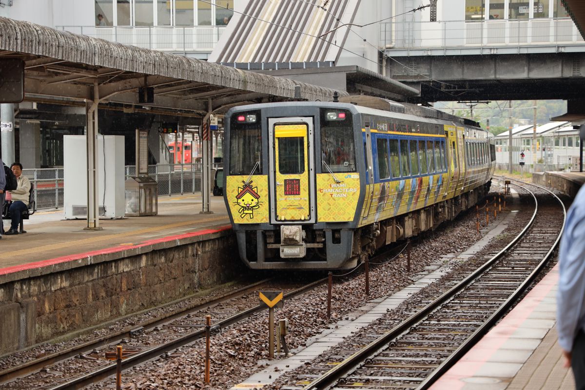 鉄道写真特急おき 京急2100形 2157F 快特 三崎口行き #京浜急行 #京急 #京浜急行